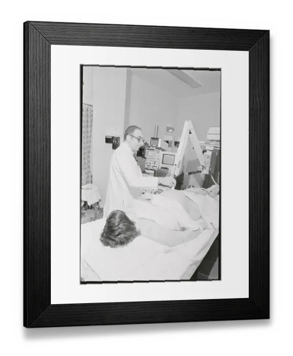 Framed Print : Doctor Demonstrating B-Scan Framed Print : Doctor Demonstrating B-Scan