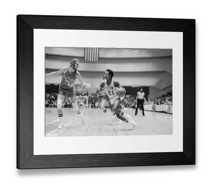 Framed Print : Basketball Action with Dave Bing and Bill Walton Framed Print : Basketball Action with Dave Bing and Bill Walton