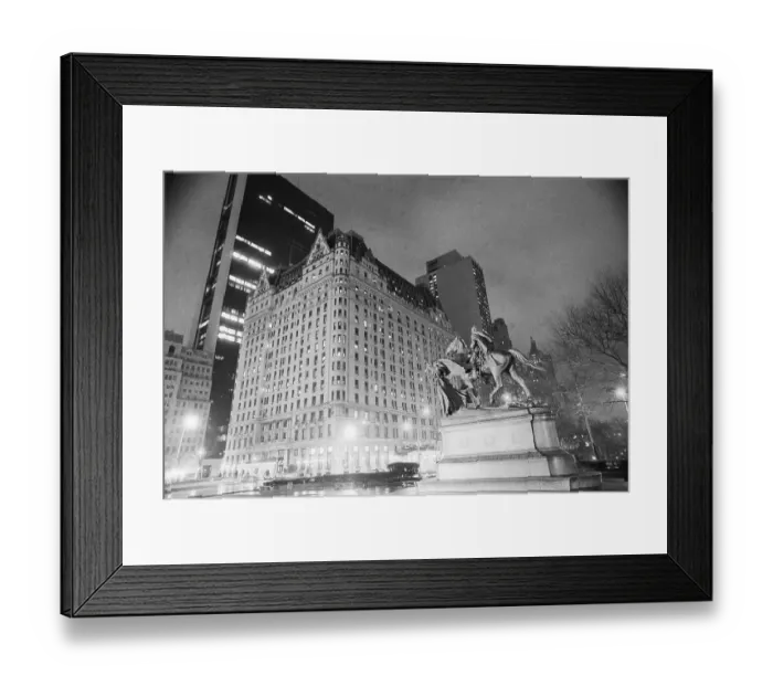 Framed Print : Exterior View Of The Plaza Hotel