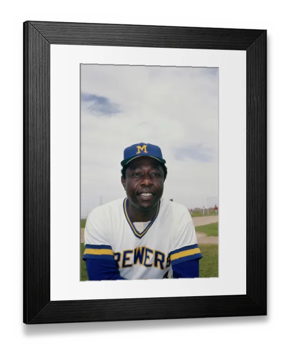 Framed Print : Baseball Player Hank Aaron Framed Print : Baseball Player Hank Aaron