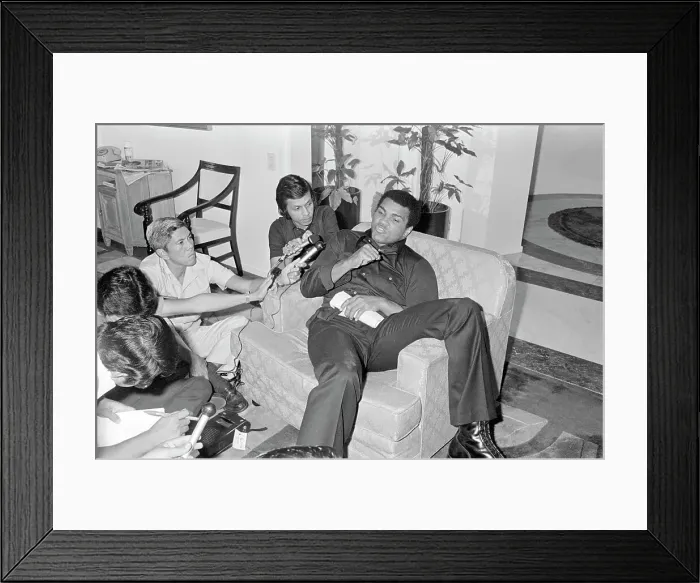 Framed Print : Portrait of Muhammad Ali