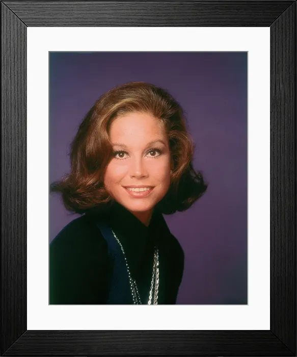 Framed Print : Mary Tyler Moore Framed Print : Mary Tyler Moore