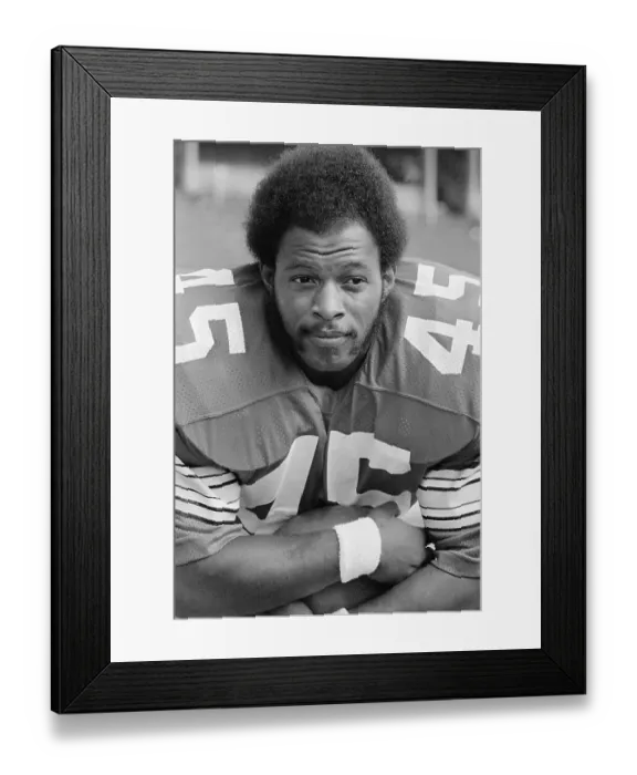 Framed Print : Archie Griffin Wearing His Jersey Framed Print : Archie Griffin Wearing His Jersey
