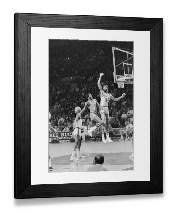 Framed Print : Kareem Abdul-Jabbar and Bob McAdoo Playing Basketball