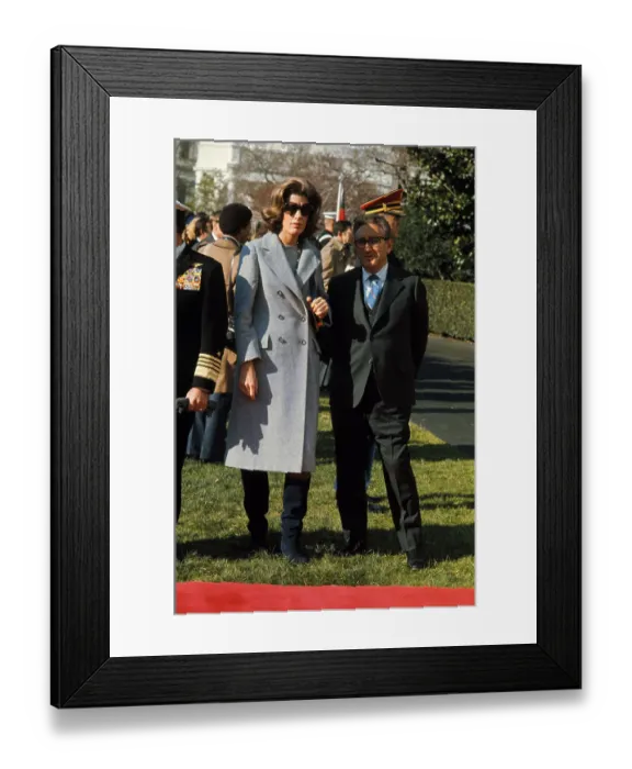 Framed Print : Portrait of Henry and Nancy Kissinger Framed Print : Portrait of Henry and Nancy Kissinger