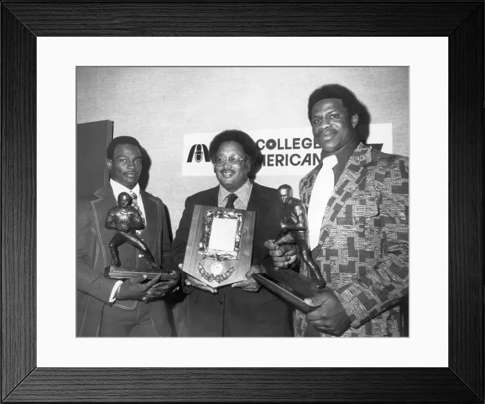 Framed Print : Waltor Payton and Other All-Stars with Trophies Framed Print : Waltor Payton and Other All-Stars with Trophies