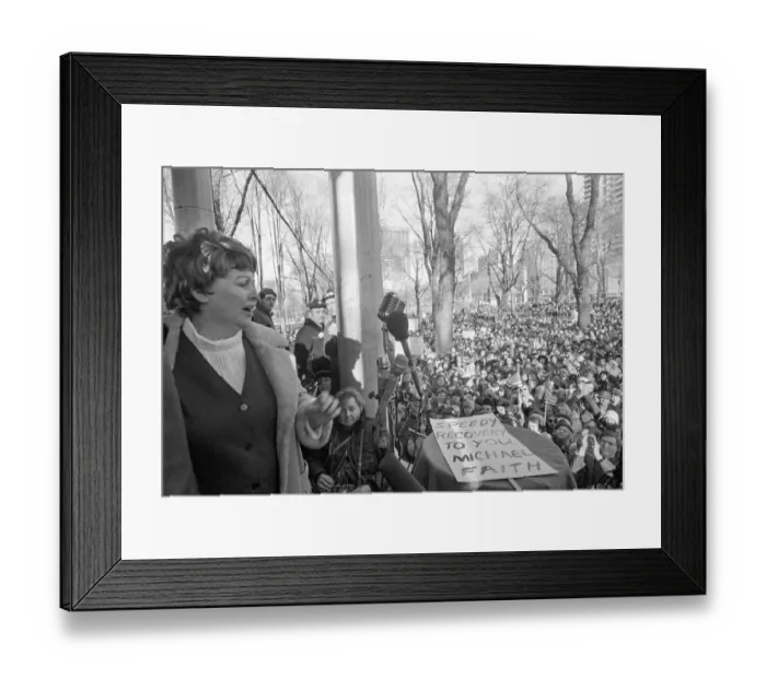 Framed Print : Lorraine Faith