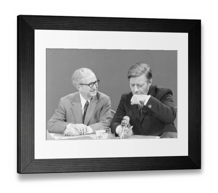 Framed Print : Helmut Schmidt Sniffing Snuff