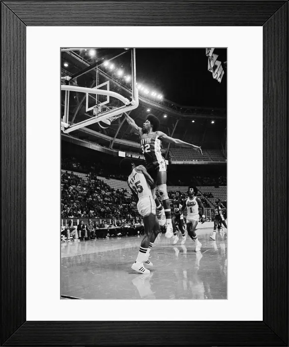 Framed Print : Julius Erving Leaping to Make Basket Framed Print : Julius Erving Leaping to Make Basket