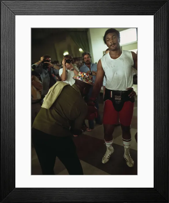 Framed Print : George Foreman Ahead Of Rumble In The Jungle Framed Print : George Foreman Ahead Of Rumble In The Jungle