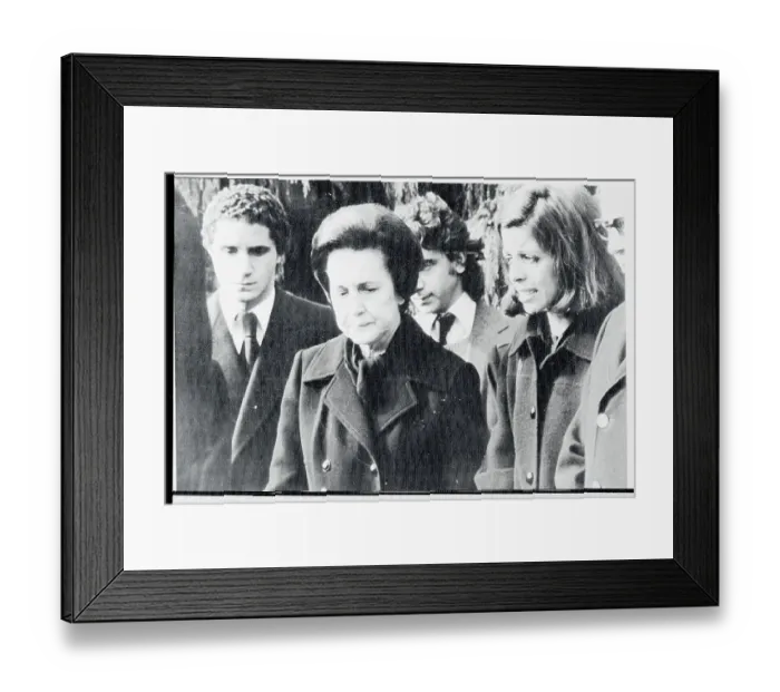 Framed Print : Portrait of Christina Onassis and Others at Funeral Framed Print : Portrait of Christina Onassis and Others at Funeral