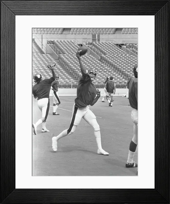 Framed Print : Quarterback Joe Gilliam Throwing Football Framed Print : Quarterback Joe Gilliam Throwing Football