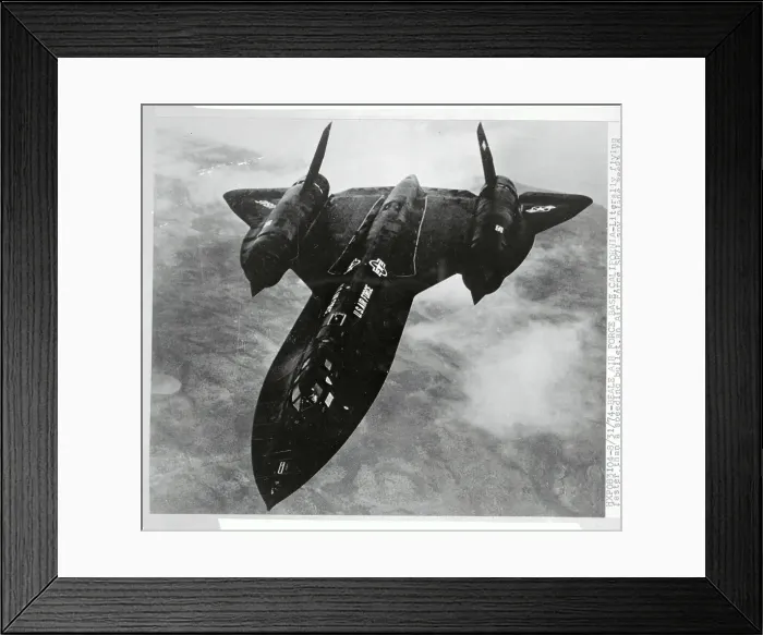 Framed Print : Airforce SR71 Spy Plane Flying Framed Print : Airforce SR71 Spy Plane Flying
