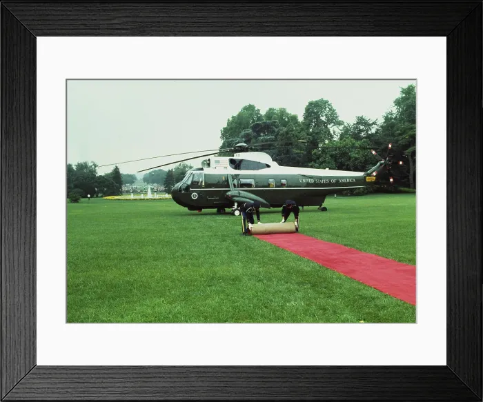 Framed Print : Nixon Leaving In Helicopter Framed Print : Nixon Leaving In Helicopter