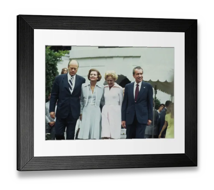 Framed Print : Nixon Leaves White House