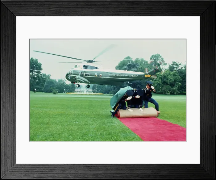 Framed Print : President Nixon Leaving in Helicopter Framed Print : President Nixon Leaving in Helicopter
