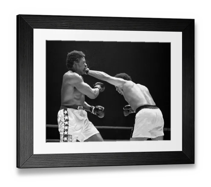 Framed Print : Ron Lyle. Jimmy Ellis (right), lands a square punch to the face of Denver heavyweight Framed Print : Ron Lyle. Jimmy Ellis (right), lands a square punch to the face of Denver heavyweight