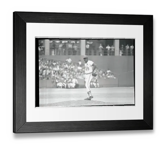 Framed Print : Cardinals Pitcher Bob Gibson Framed Print : Cardinals Pitcher Bob Gibson