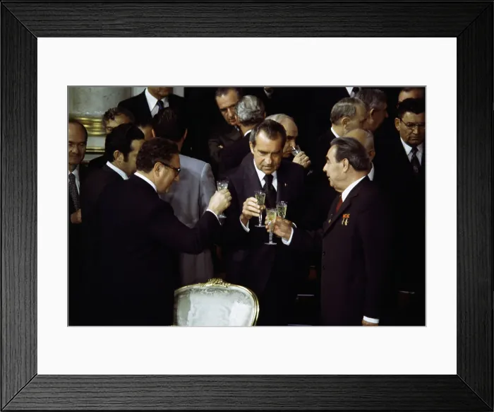 Framed Print : Henry Kissinger Toasting with Russian Leaders Framed Print : Henry Kissinger Toasting with Russian Leaders