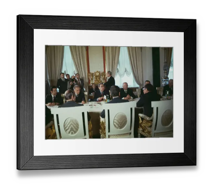 Framed Print : American And Soviet Leaders At Kremlin Framed Print : American And Soviet Leaders At Kremlin