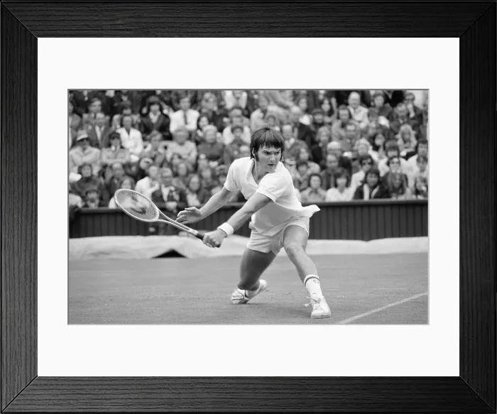 Framed Print : Jimmy Connors Reaching at Wimbledon Framed Print : Jimmy Connors Reaching at Wimbledon
