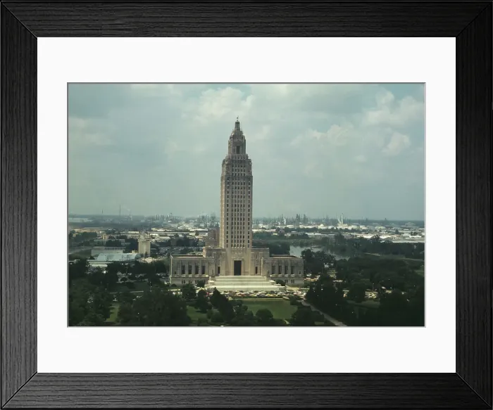 Framed Print : Louisiana State Capitol Building Framed Print : Louisiana State Capitol Building