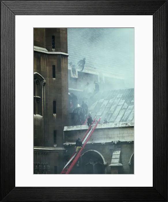 Framed Print : Bomb Explosion At Houses Of Parliament Framed Print : Bomb Explosion At Houses Of Parliament