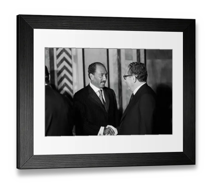 Framed Print : Anwar Sadat And Henry Kissinger Framed Print : Anwar Sadat And Henry Kissinger