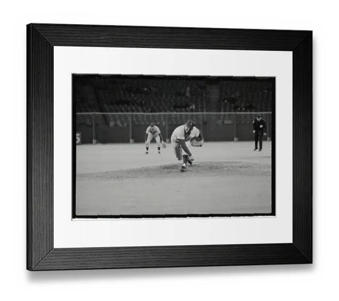 Framed Print : Ron Bryant in Baseball Action Framed Print : Ron Bryant in Baseball Action