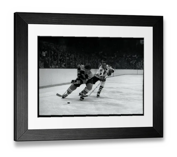 Framed Print : Bobby Orr in Hockey Action Framed Print : Bobby Orr in Hockey Action