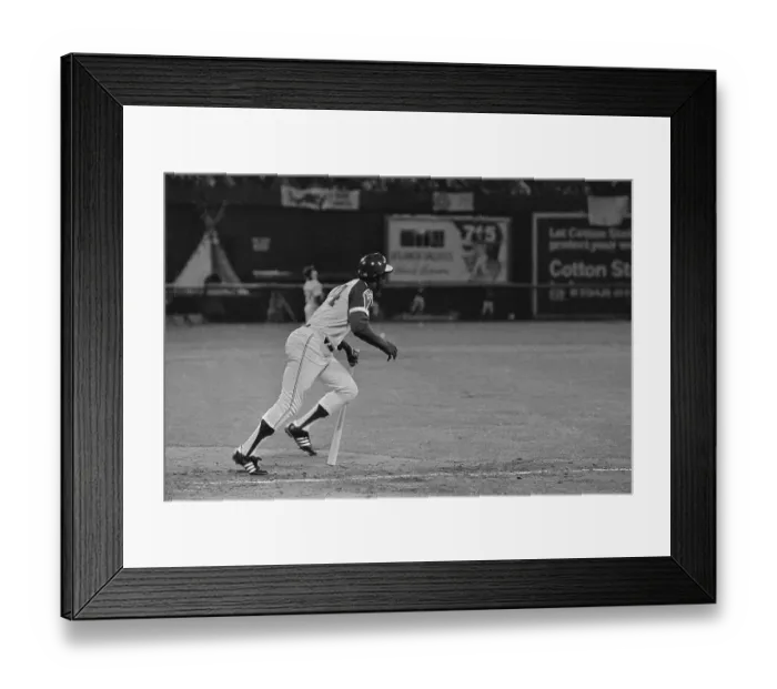 Framed Print : Hank Aaron Starting to Make His Home Run Play Framed Print : Hank Aaron Starting to Make His Home Run Play