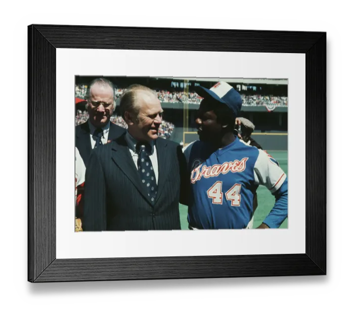 Framed Print : Cincinnati Reds V Atlanta Braves, 1974 Framed Print : Cincinnati Reds V Atlanta Braves, 1974