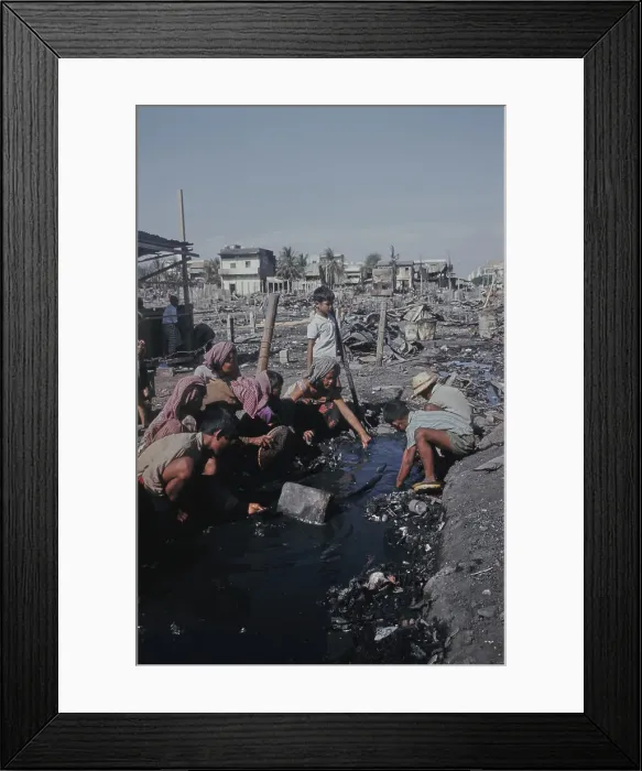 Framed Print : Children In Phnom Penh