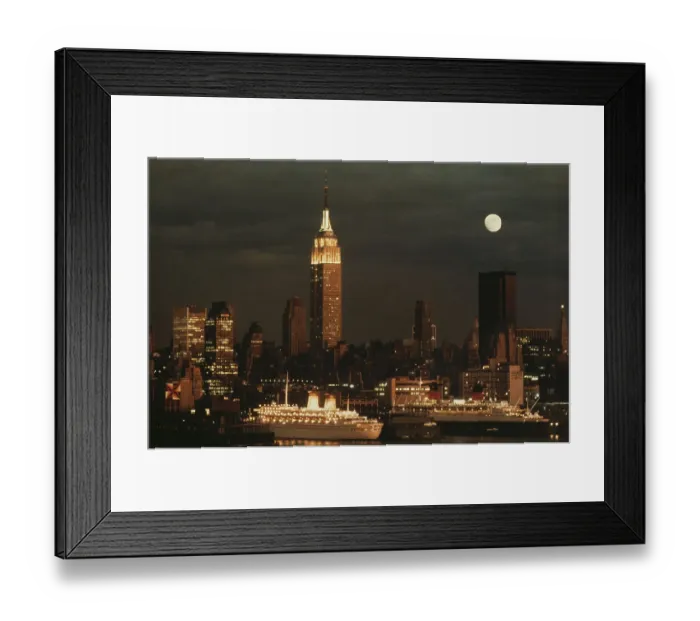 Framed Print : Empire State Building At Night