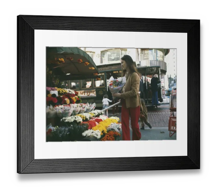 Framed Print : San Francisco Flower Stall And Cable Car Framed Print : San Francisco Flower Stall And Cable Car