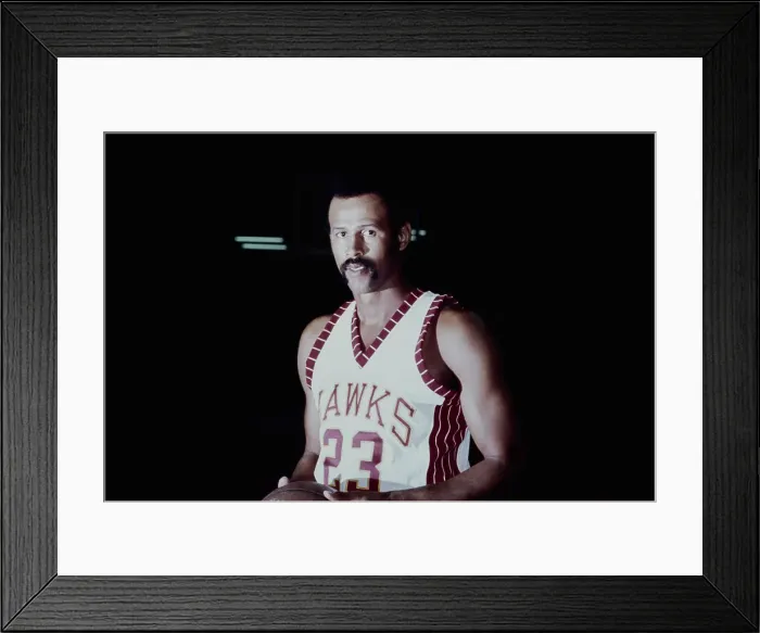 Framed Print : Basketball Player Lou Hudson Framed Print : Basketball Player Lou Hudson