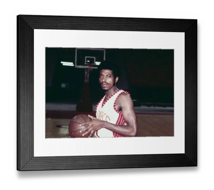 Framed Print : Basketball Player Dean Meminger Framed Print : Basketball Player Dean Meminger
