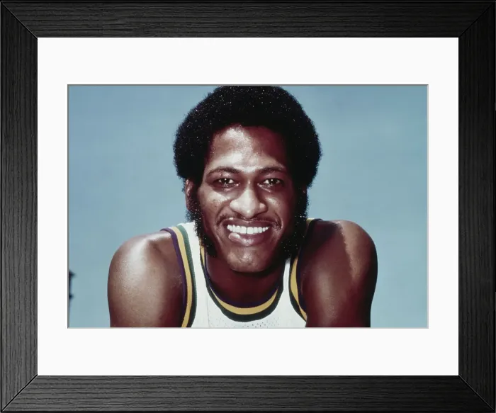 Framed Print : Basketball Player Rick Roberson Framed Print : Basketball Player Rick Roberson