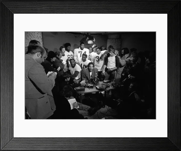 Framed Print : O.J. Simpson and Teammates After Record-Breaking Game Framed Print : O.J. Simpson and Teammates After Record-Breaking Game