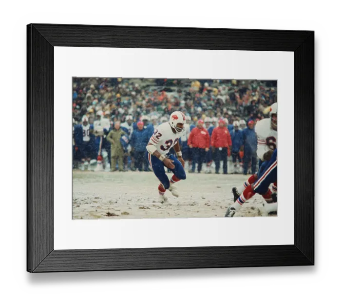 Framed Print : O.J. Simpson in Action Framed Print : O.J. Simpson in Action