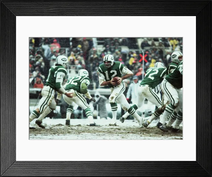 Framed Print : Joe Namath Running with Ball Framed Print : Joe Namath Running with Ball