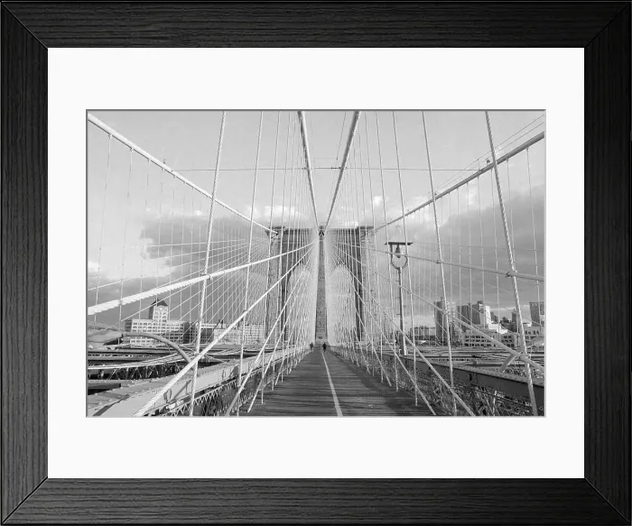 Framed Print : View of the Brooklyn Bridge Framed Print : View of the Brooklyn Bridge