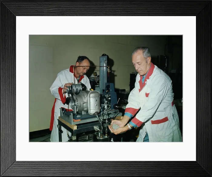 Framed Print : Hydrogen Fuel Research Framed Print : Hydrogen Fuel Research