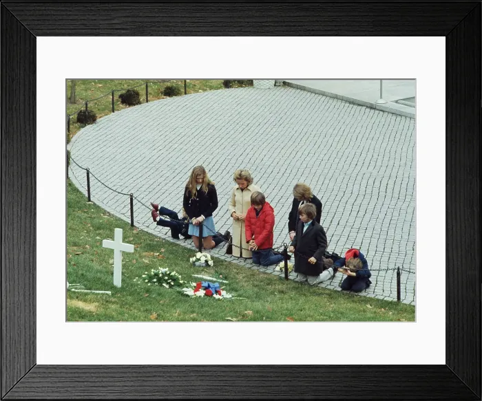 Framed Print : Visitors At Arlington National Cemetery Framed Print : Visitors At Arlington National Cemetery