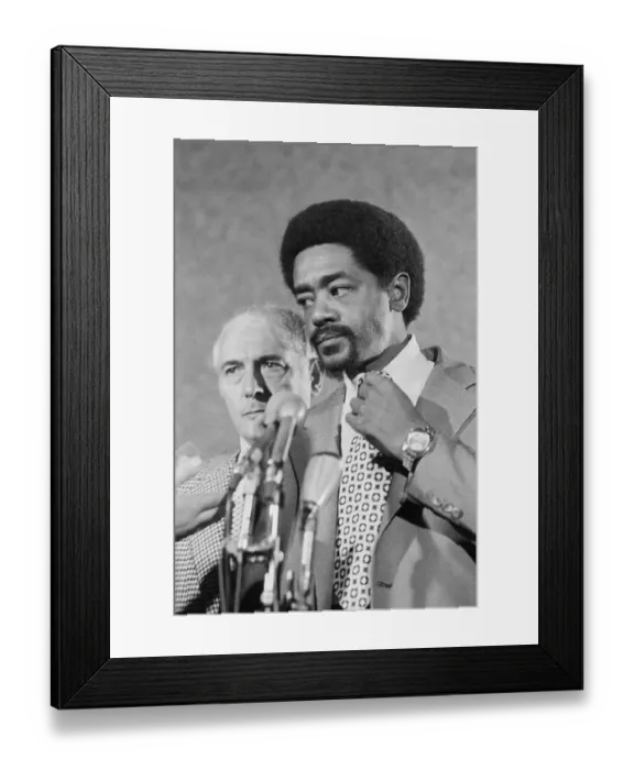 Framed Print : Head Shot of Bobby Seale, Black Panther Framed Print : Head Shot of Bobby Seale, Black Panther