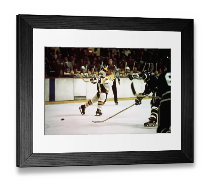Framed Print : Bobby Orr in Hockey Action, Shooting Puck Framed Print : Bobby Orr in Hockey Action, Shooting Puck
