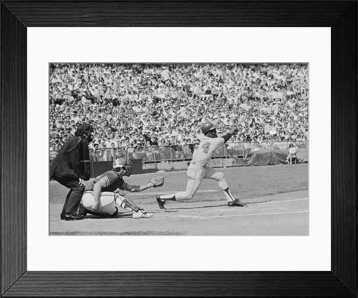 Framed Print : Willie Mays in Batting Position Framed Print : Willie Mays in Batting Position
