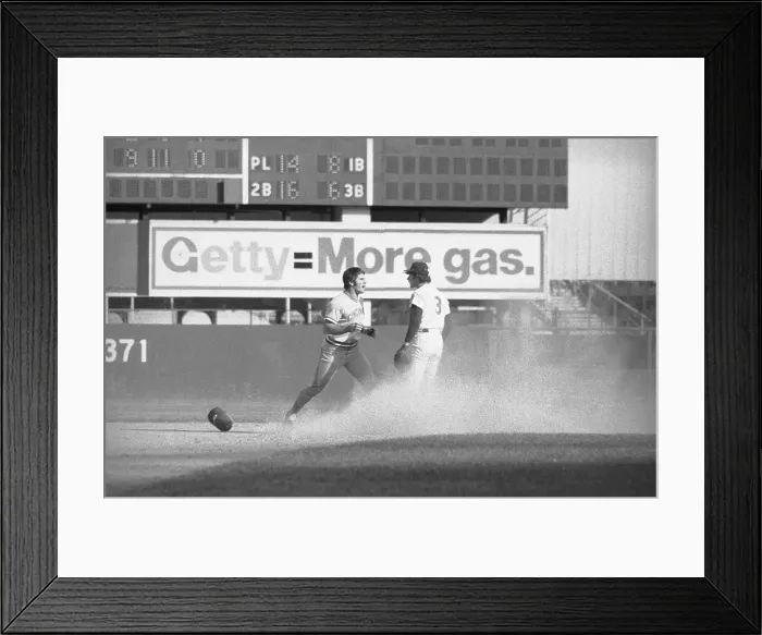 Framed Print : Pete Rose and Bub Harrelson Starting a Fight Framed Print : Pete Rose and Bub Harrelson Starting a Fight