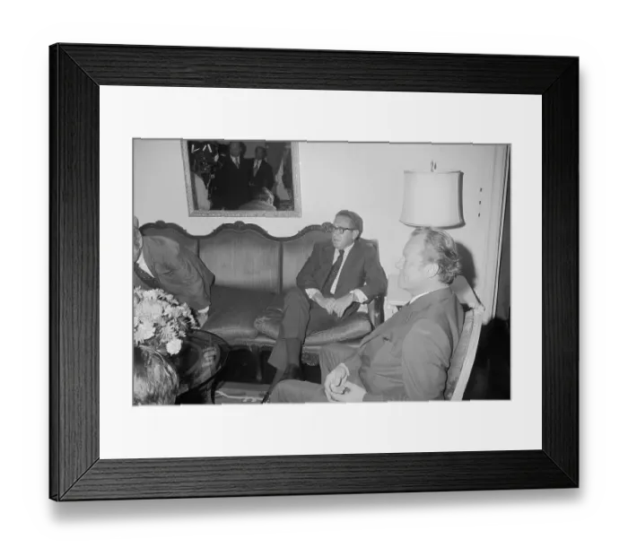 Framed Print : Henry Kissinger and Willy Brandt Framed Print : Henry Kissinger and Willy Brandt