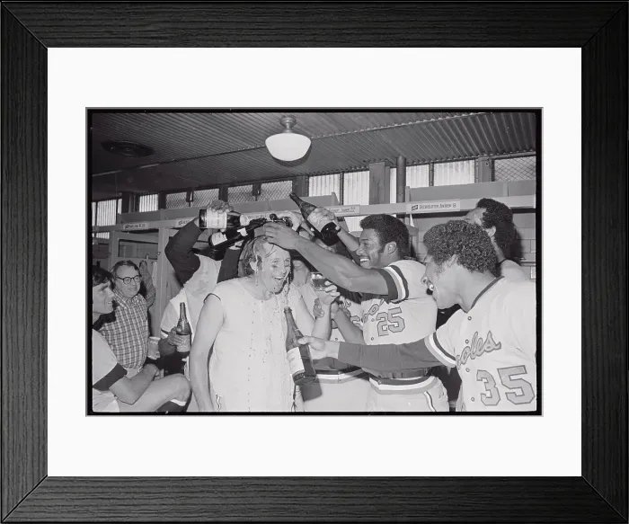 Framed Print : Brooks Robinson Being Bathed in Champagne Framed Print : Brooks Robinson Being Bathed in Champagne